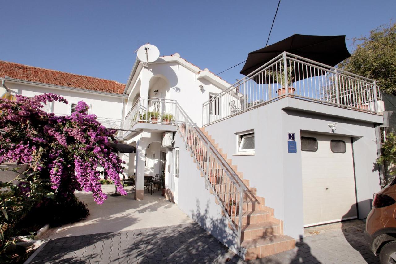 Apartments Vaska Trogir Exterior foto